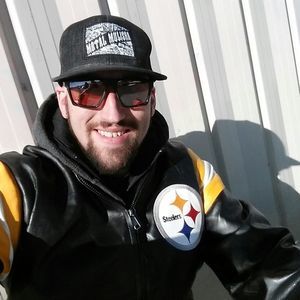 Meet your Posher, Nikolas